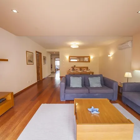 B27 - Luzbay 2 Bed Luz