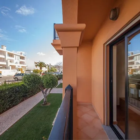 Lägenhet B27 - Luzbay 2 Bed