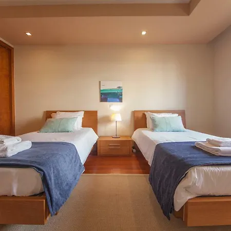 B27 - Luzbay 2 Bed *