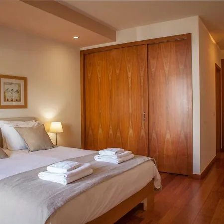 B27 - Luzbay 2 Bed * Luz