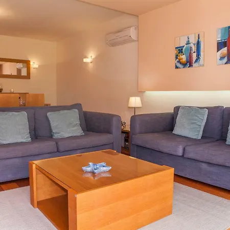 B27 - Luzbay 2 Bed *