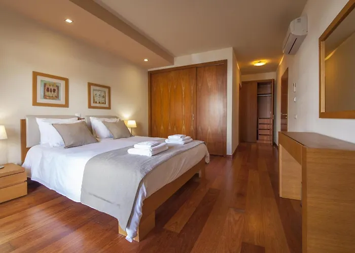 Apartment B27 - Luzbay 2 Bed Luz