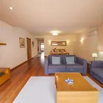 B27 - Luzbay 2 Bed Luz