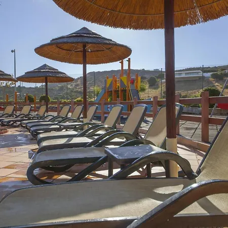 Apartment B27 - Luzbay 2 Bed *