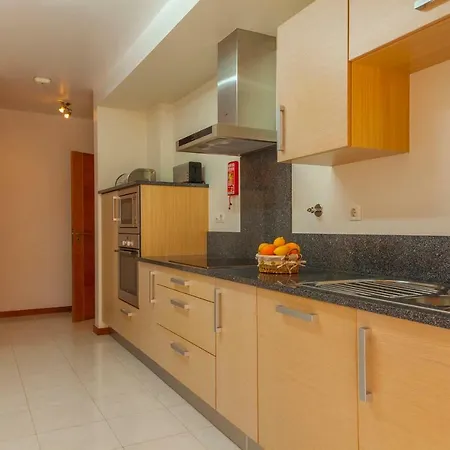 B27 - Luzbay 2 Bed *