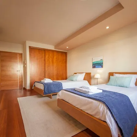 B27 - Luzbay 2 Bed *