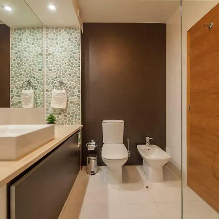 B27 - Luzbay 2 Bed Apartmán Luz
