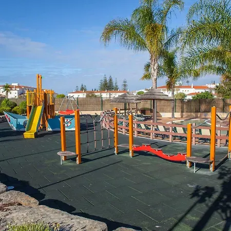 B27 - Luzbay 2 Bed Apartmán