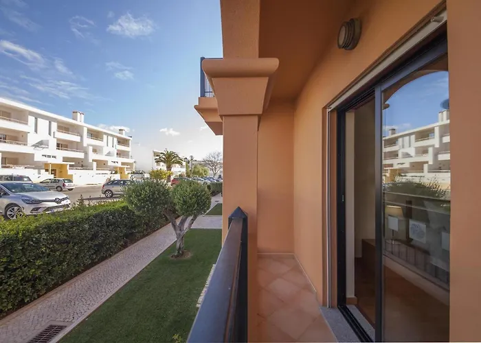 B27 - Luzbay 2 Bed Apartment Luz