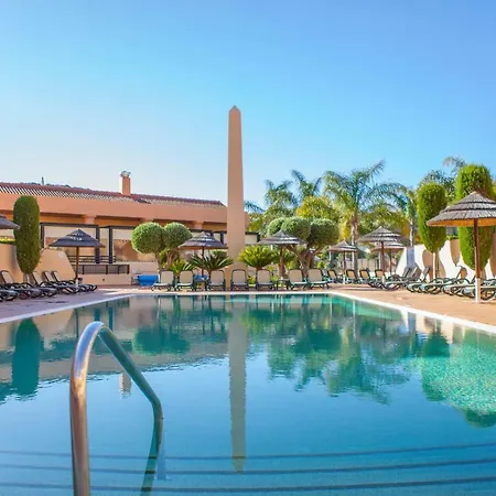 B27 - Luzbay 2 Bed Lejlighed